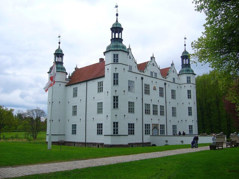 Bestatter Ahrensburg