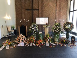 Bestattungen Thies - Trauerfeier - Bestatter Hamburg - Niedersachsen - Schleswig-Holstein