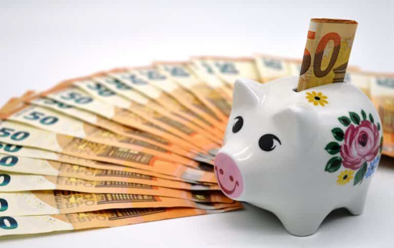 Bestattungsvorsorge finanzieren: Die besten Wege, um Angehörige abzusichern